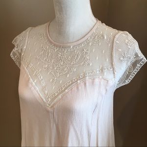 Wishlist Creamy Laced Mini Dress